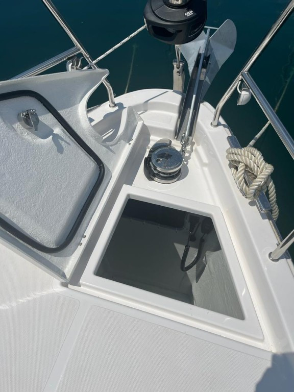 Yacht BAVARIA - C42 "Kirka"