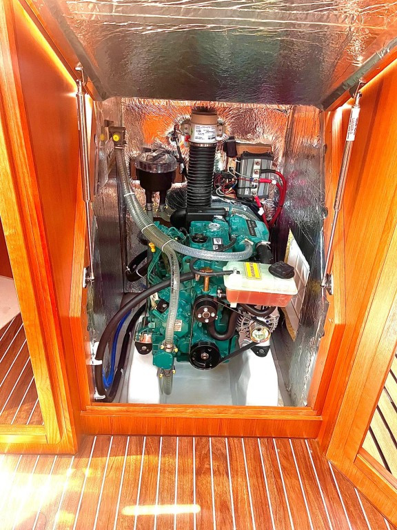 Yacht BAVARIA - Cruiser 34 "Kora"