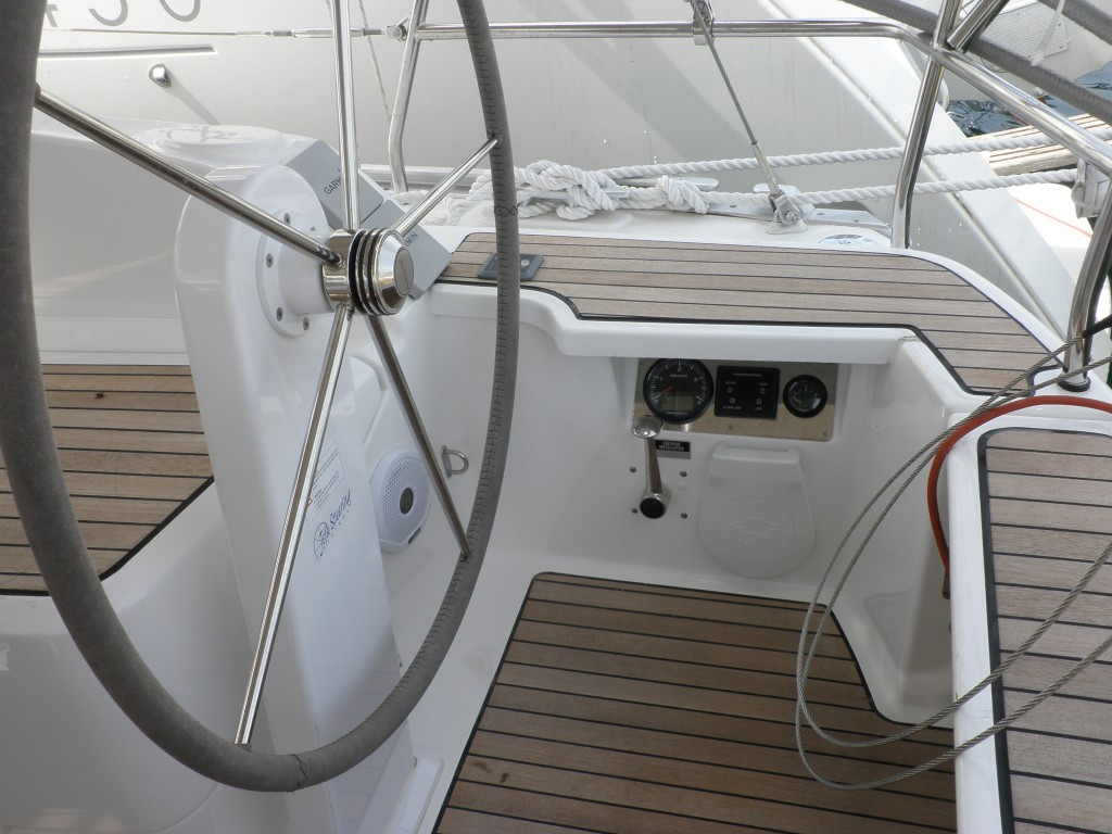 Yacht BAVARIA - Cruiser 37 "Gita"