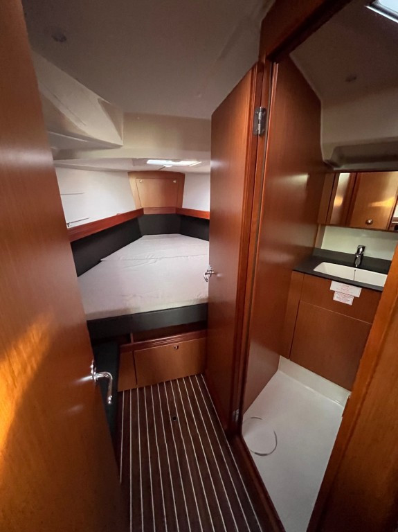 Yacht BAVARIA - Cruiser 41 "Vilma"