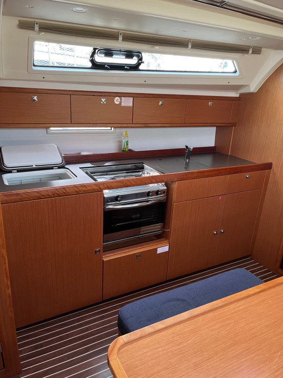 Yacht BAVARIA - Cruiser 41 "Vilma"