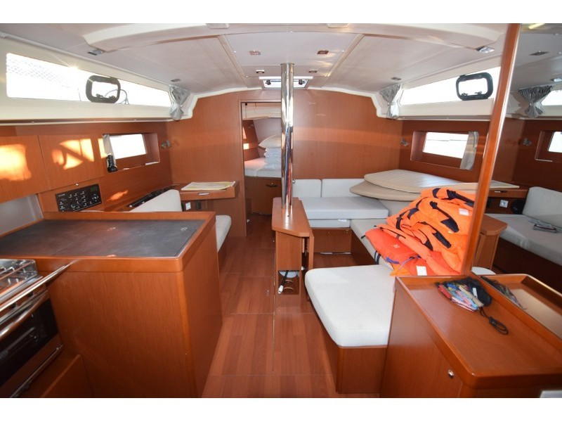 Yacht BENETEAU - Oceanis 41.1 "Buga"