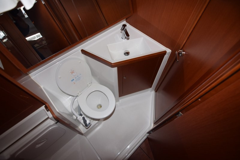 Yacht BENETEAU - Oceanis 41.1 "Buga"