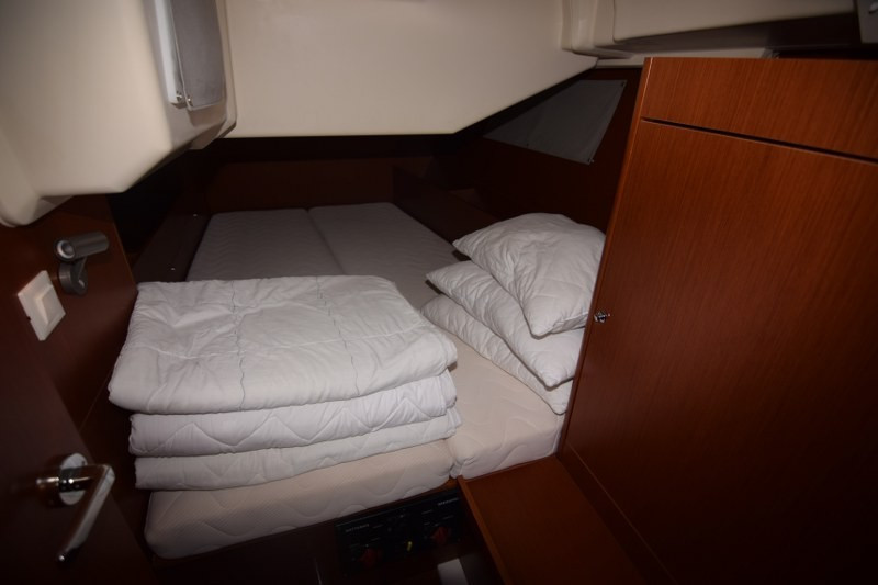 Yacht BENETEAU - Oceanis 41.1 "Buga"