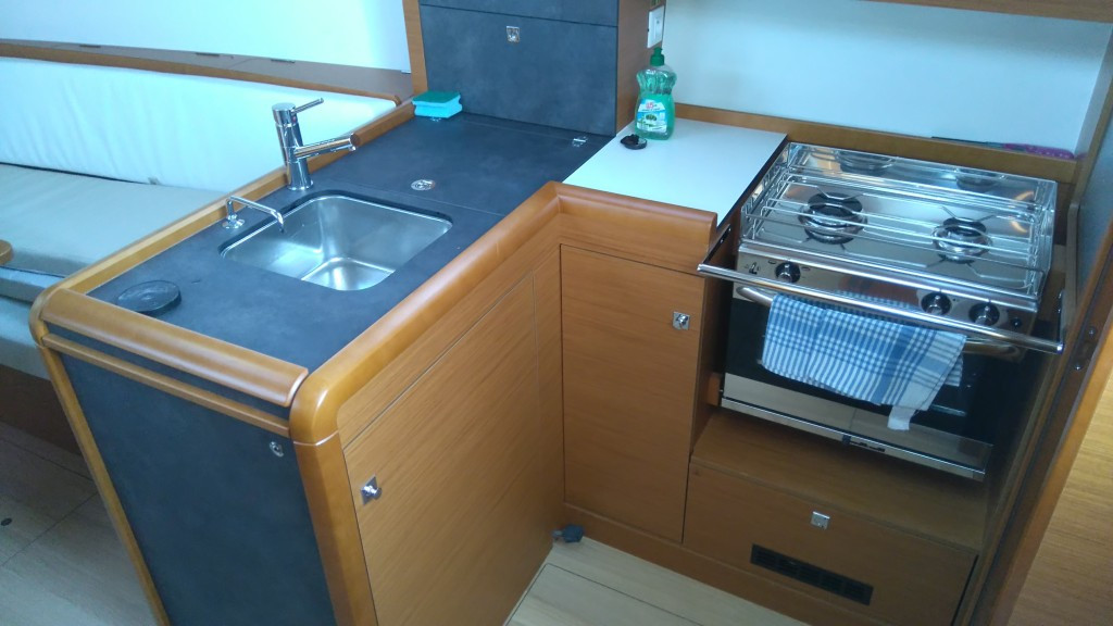 Yacht JEANNEAU - Sun Odyssey 349 "Mini"