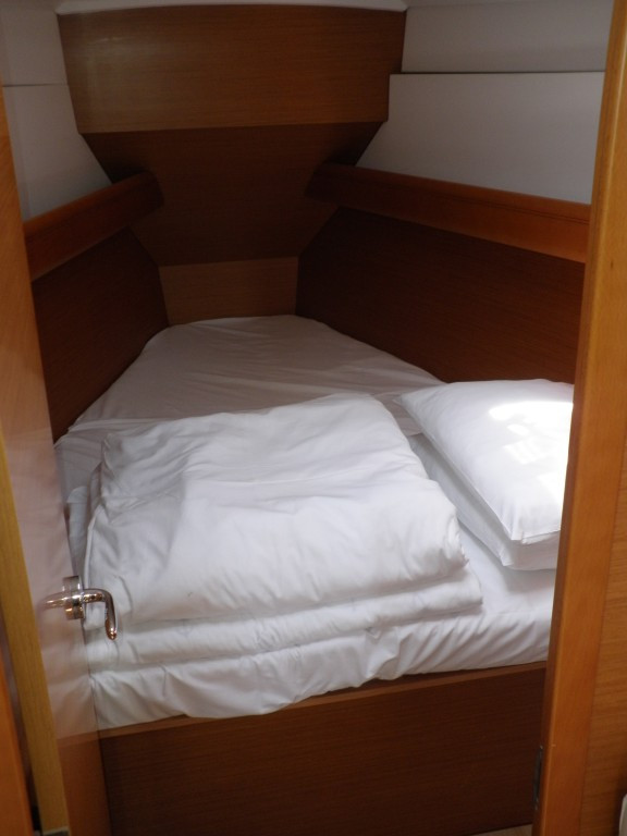 Yacht JEANNEAU - Sun Odyssey 379 "Paloma"