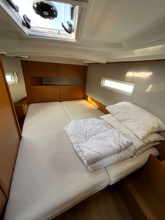 Yacht JEANNEAU - Sun Odyssey 410 "Polaris"