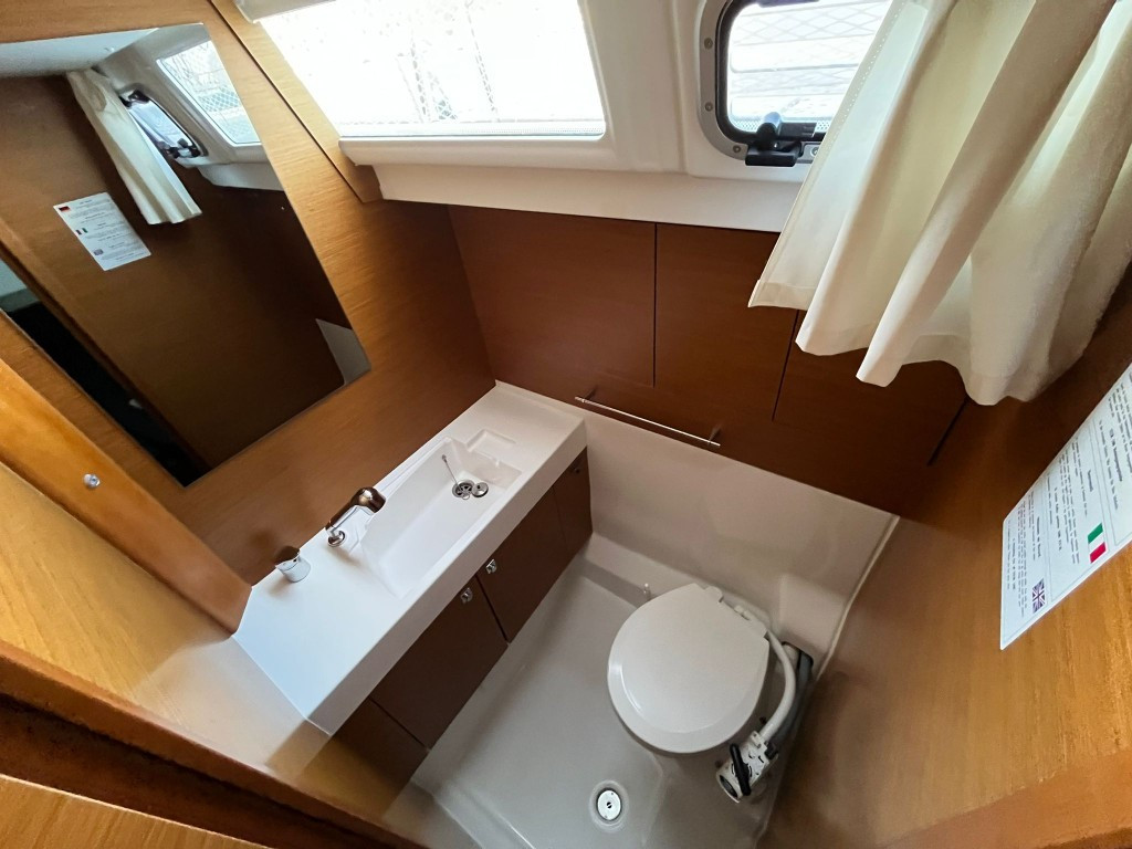 Yacht JEANNEAU - Sun Odyssey 479 "Beluna"