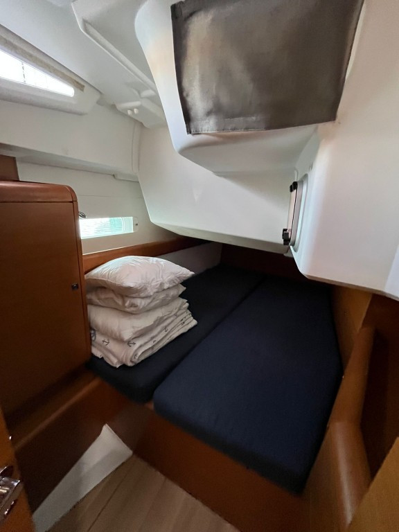 Yacht JEANNEAU - Sun Odyssey 479 "Beluna"