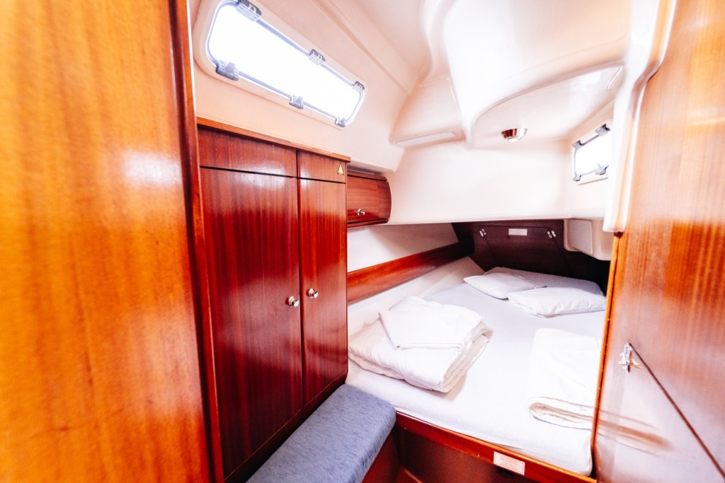 Yacht BAVARIA - 36 "Dolkar"