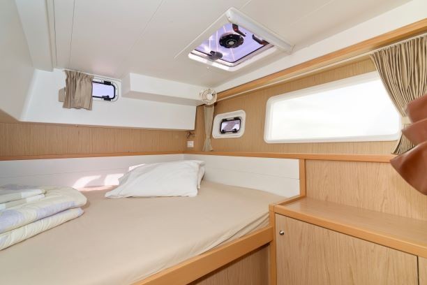 Yacht LAGOON - 39 "Anegada"