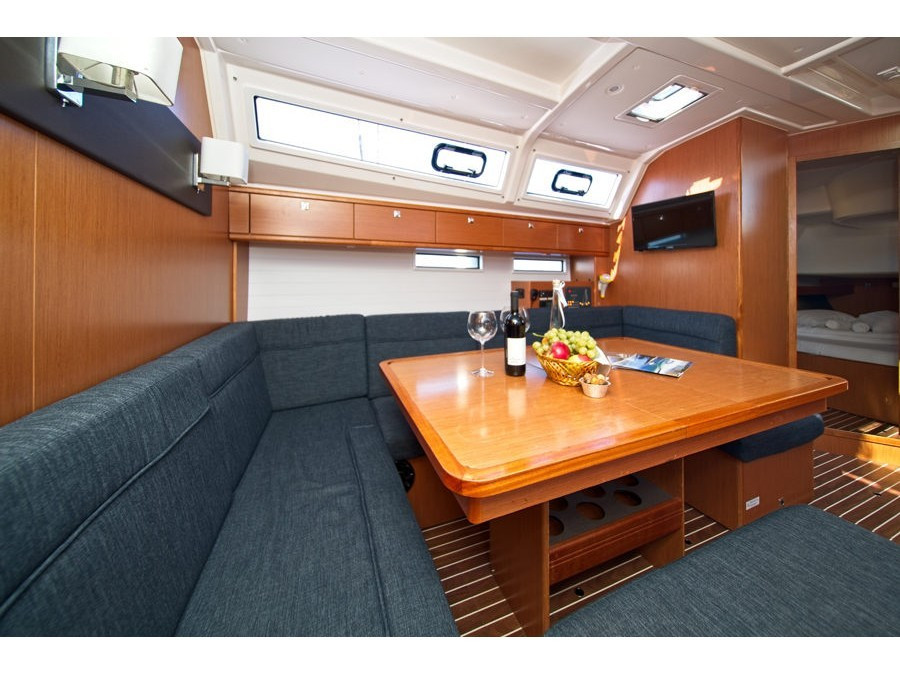 Yacht BAVARIA - Cruiser 46 "MH 51"
