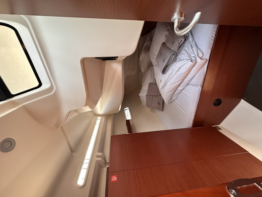 Yacht HANSE - 388 "Calypso"