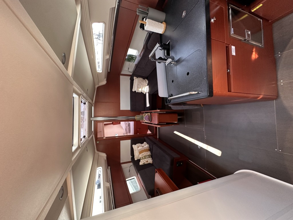 Yacht HANSE - 388 "Calypso"