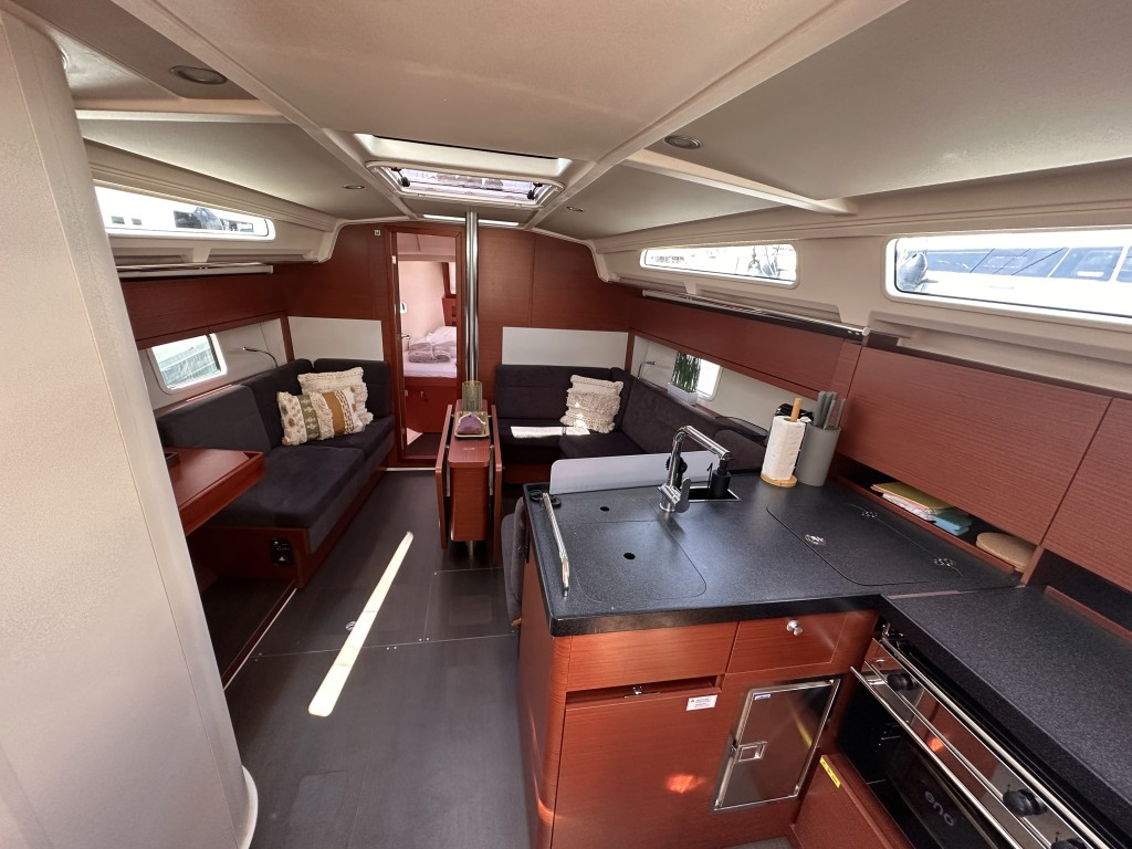 Yacht HANSE - 388 "Calypso"