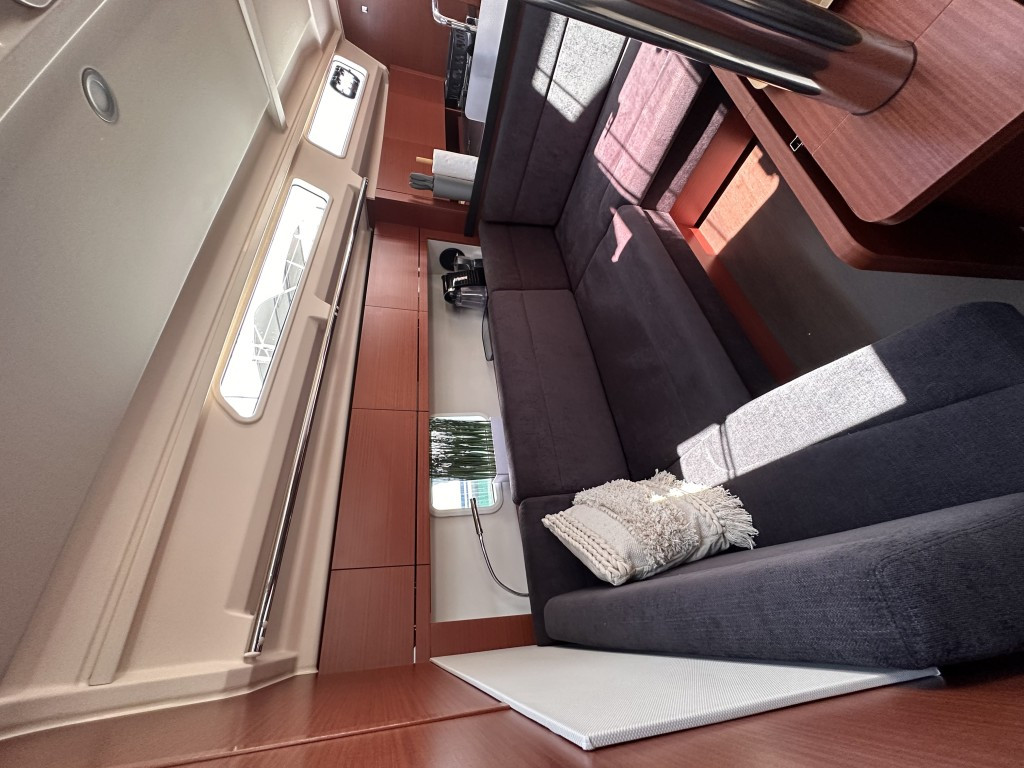 Yacht HANSE - 388 "Calypso"