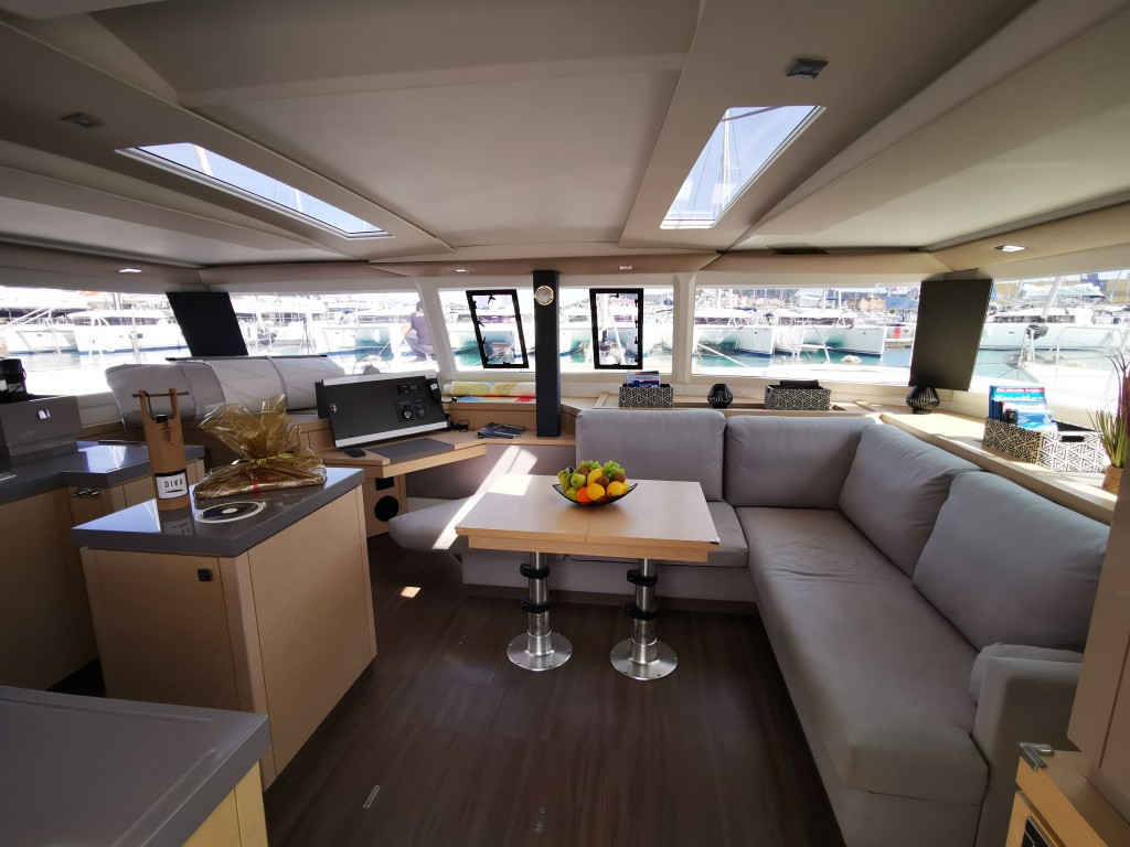 Yacht FOUNTAINE PAJOT - Saona 47 Quintet "Felicia"