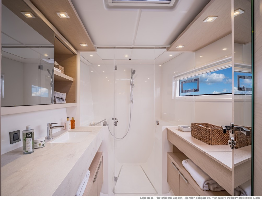 Yacht LAGOON - 46 "Back to the Future"