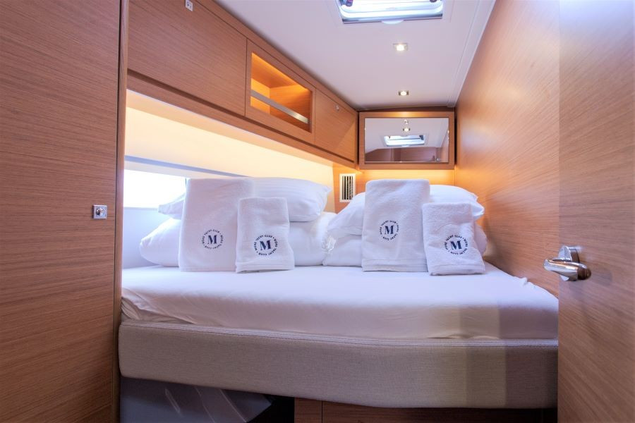 Yacht DUFOUR - 530 "Anna III"