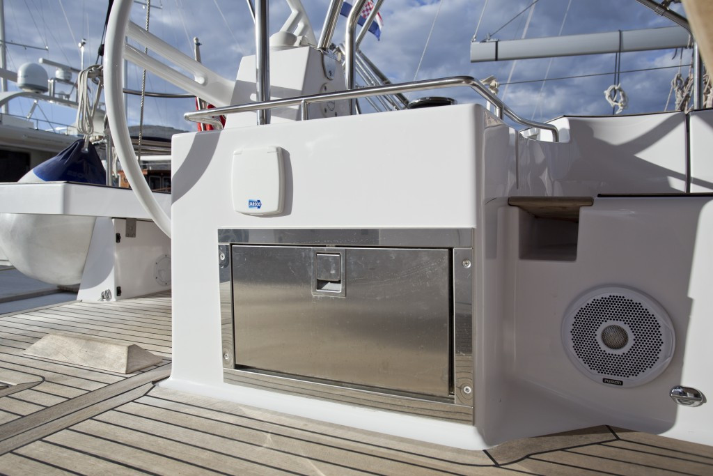 Yacht ELAN - Impression 50 "Friends"