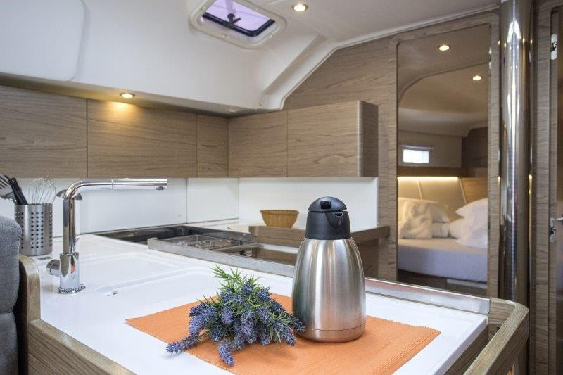 Yacht ELAN - Impression 50 "Bingo"