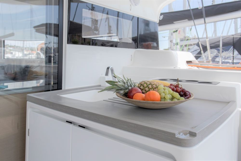 Yacht EXCESS-CATAMARANS - 15 "Tranquillity"
