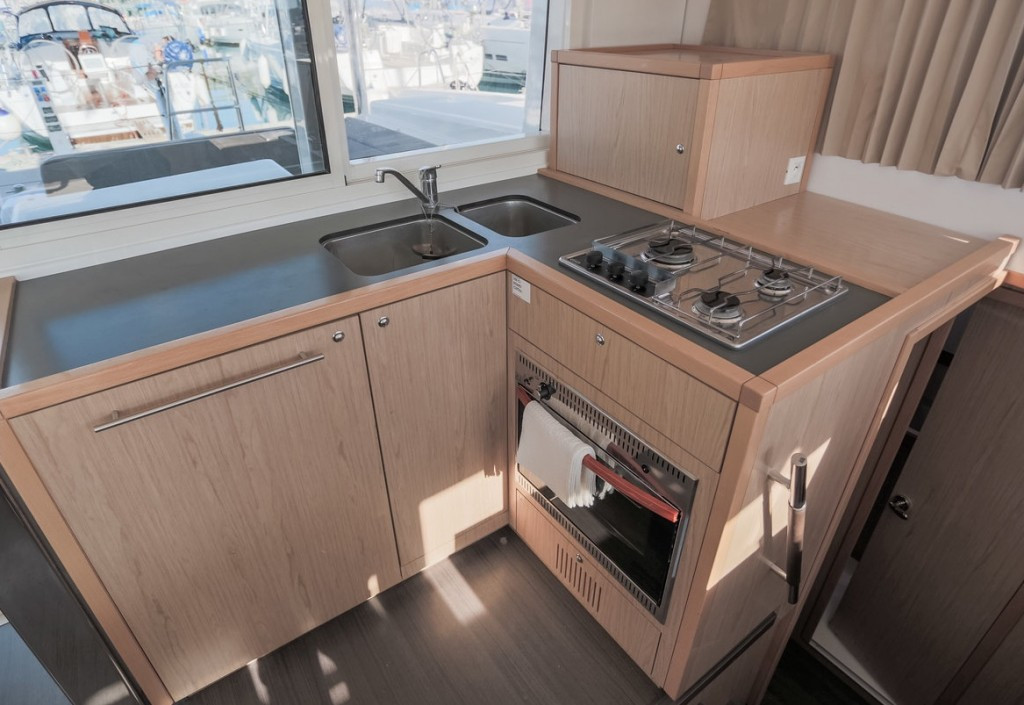 Yacht LAGOON - 39 "Cava"