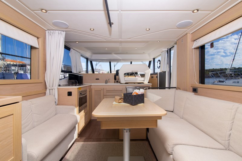 Yacht BENETEAU - Swift Trawler 47 "Ocean dreamer"