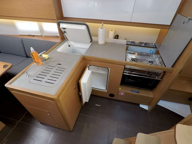 Yacht DUFOUR - 390 Grand Large "Barone"