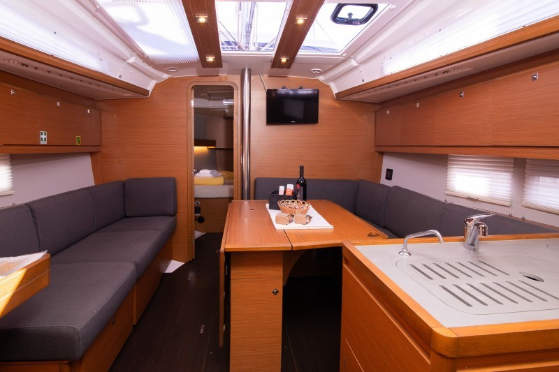 Yacht DUFOUR - 390 Grand Large "Barone"