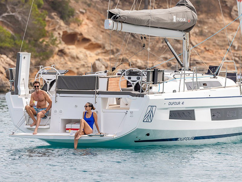 Yacht DUFOUR - 41 "Moma"