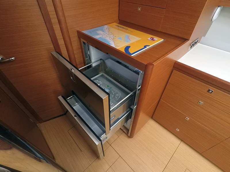 Yacht DUFOUR - 430 Grand Large "Magdalena"