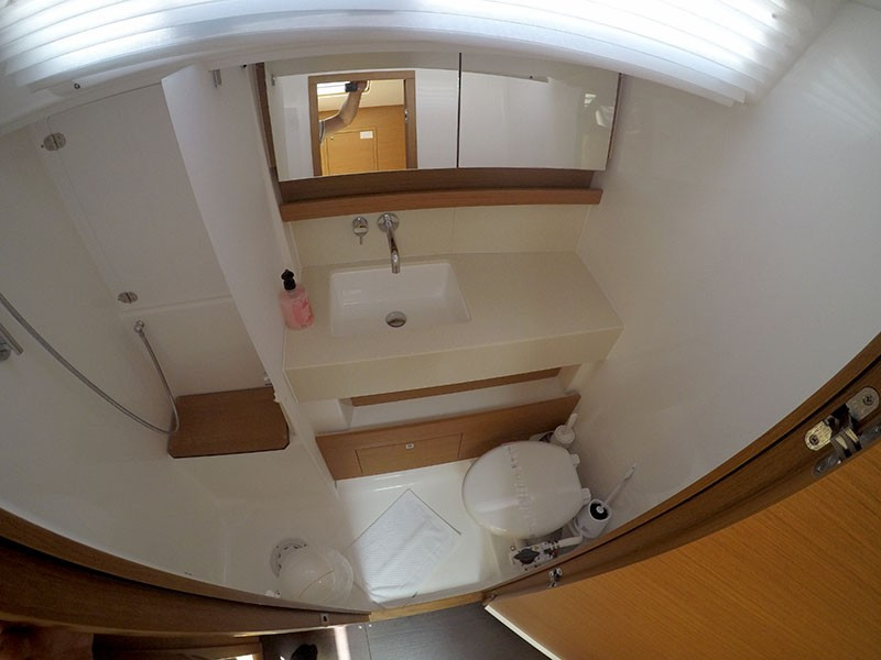 Yacht DUFOUR - 470 "Ljubov"