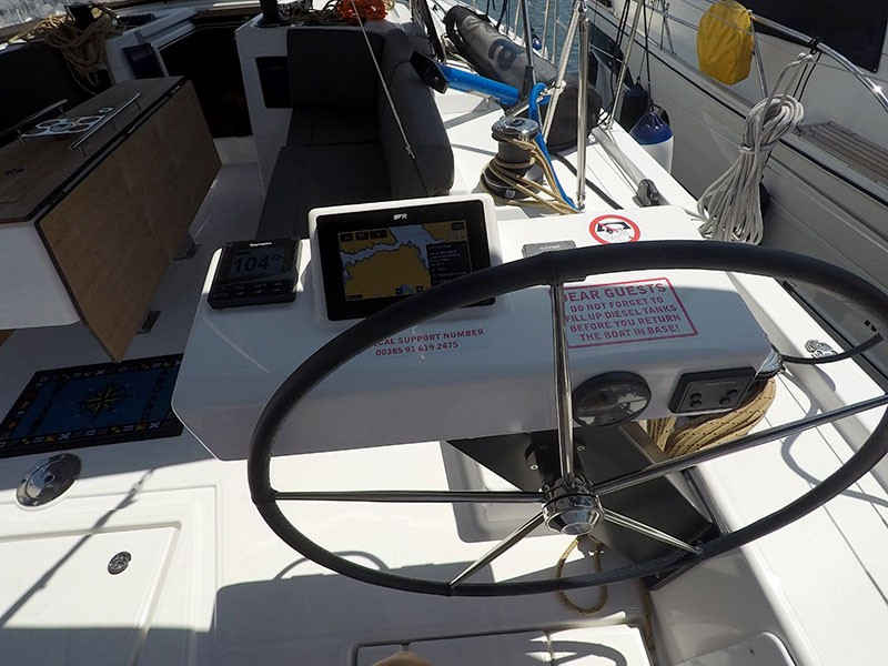 Yacht DUFOUR - 470 "Ljubov"