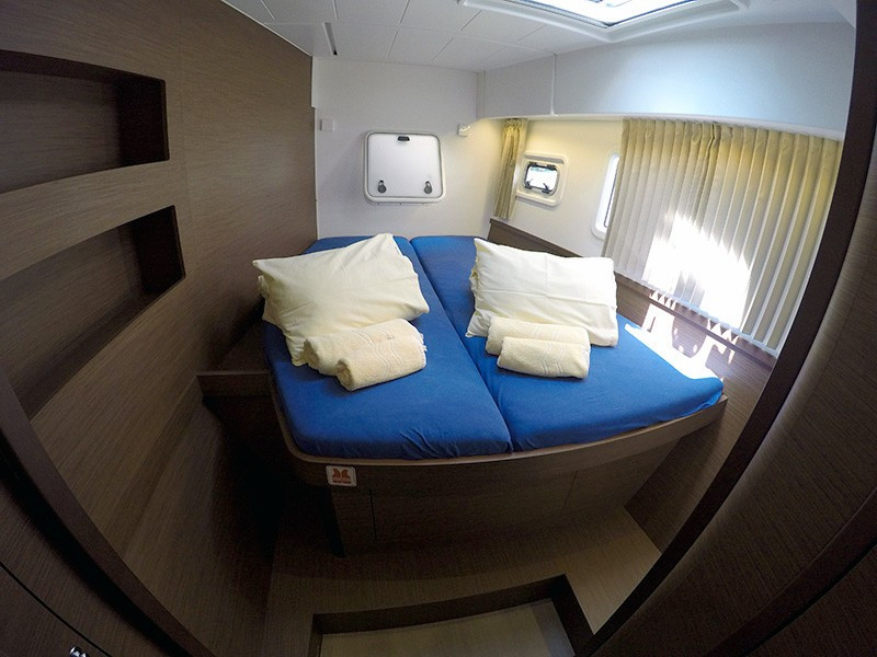 Yacht LAGOON - 42 "ABBA"