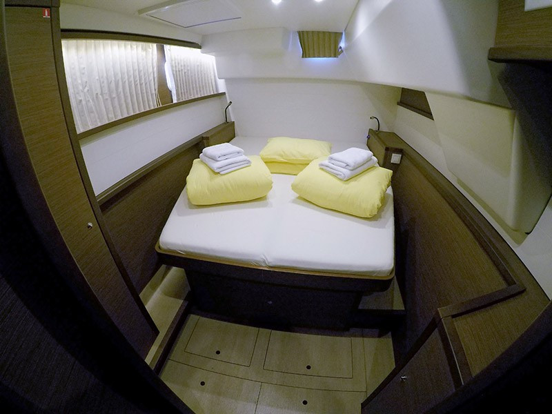 Yacht LAGOON - 450 F "Zuzo II"