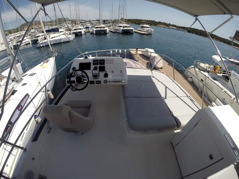 Yacht JEANNEAU - Prestige 420 fly "Brigadoon"