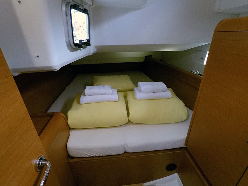 Yacht JEANNEAU - Sun Odyssey 449 "Elissa"