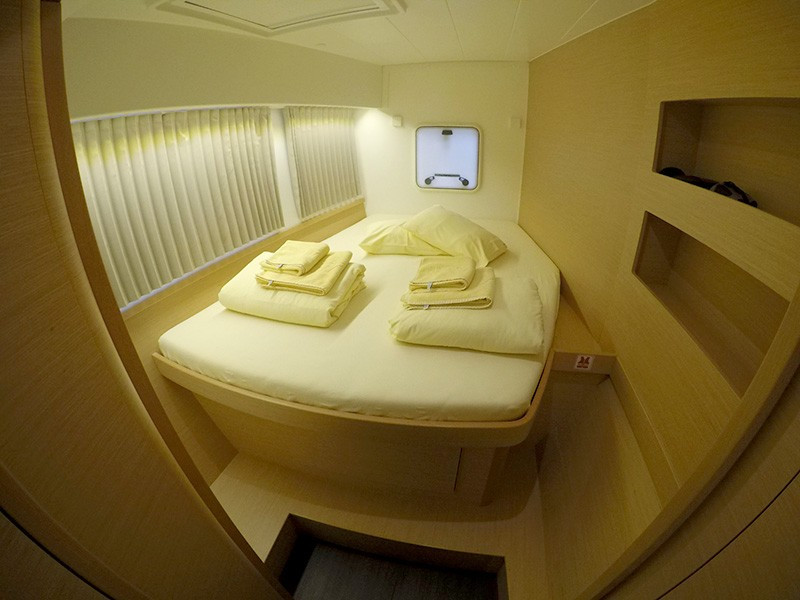 Yacht LAGOON - 42 "Aymeline"