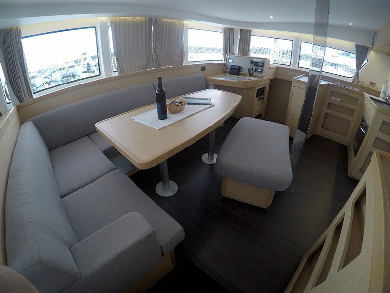 Yacht LAGOON - 42 "Aymeline"