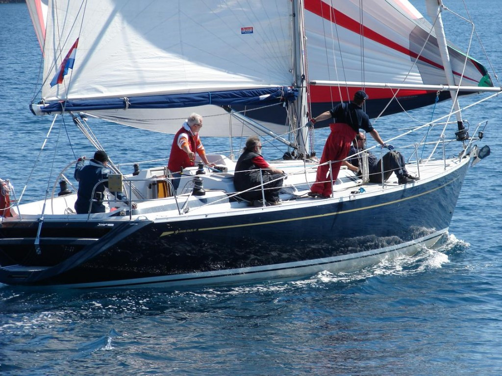Yacht GRAND SOLEIL - 43 "Skalice"