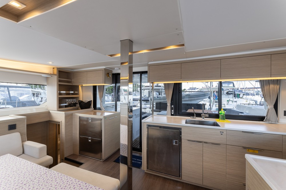 Yacht LAGOON - 46 "Sole"