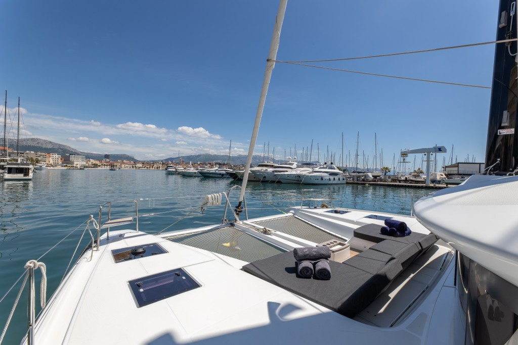 Yacht LAGOON - 51 "Negroni"