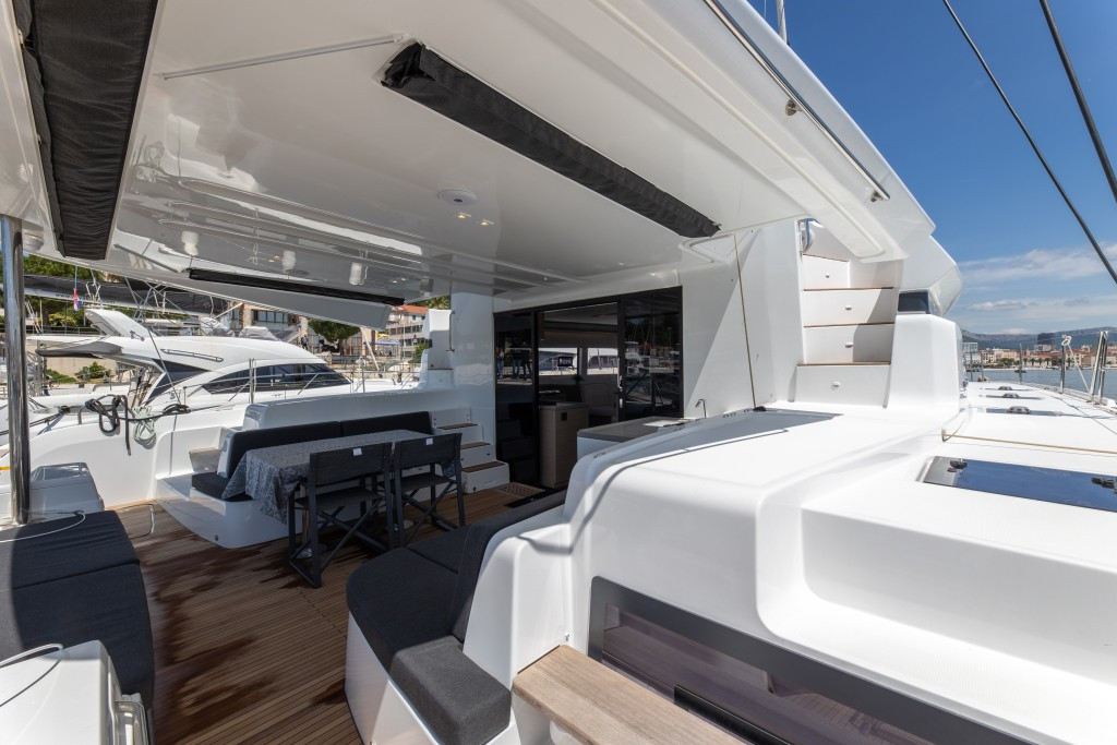 Yacht LAGOON - 51 "Negroni"