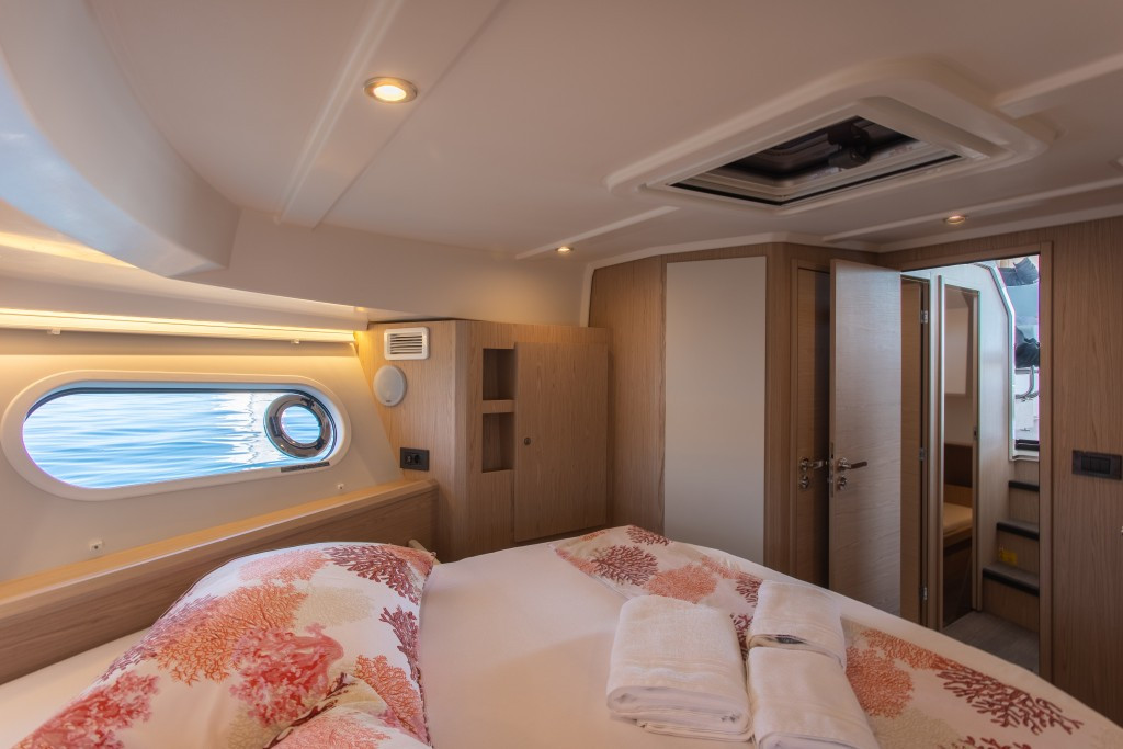 Yacht BENETEAU - Swift Trawler 41 Fly "Felicita"