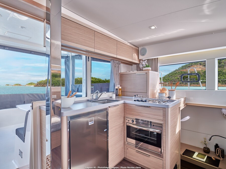 Yacht LAGOON - 40 "Linda"