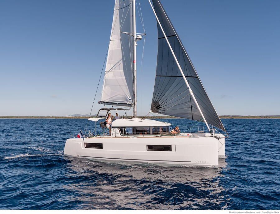 Yacht LAGOON - 40 "Linda"