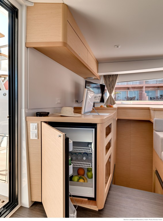 Yacht LAGOON - 42 "Aventus"