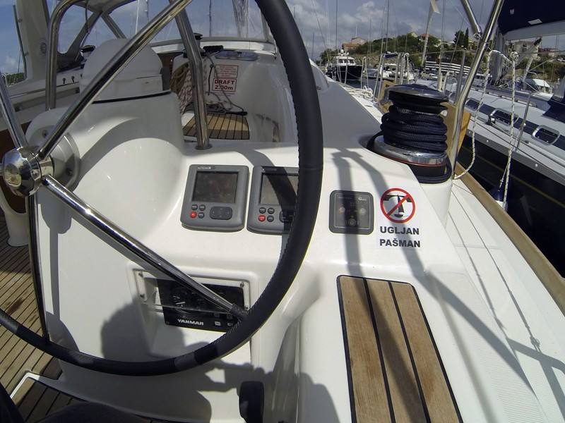 Yacht BENETEAU - Oceanis 50 family "Pika II"