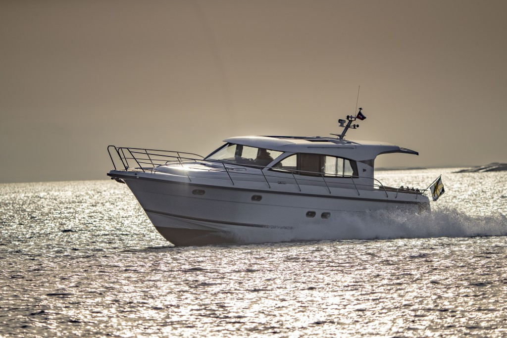 Yacht NIMBUS - Nimbus 405 Coupe "Bonbon"